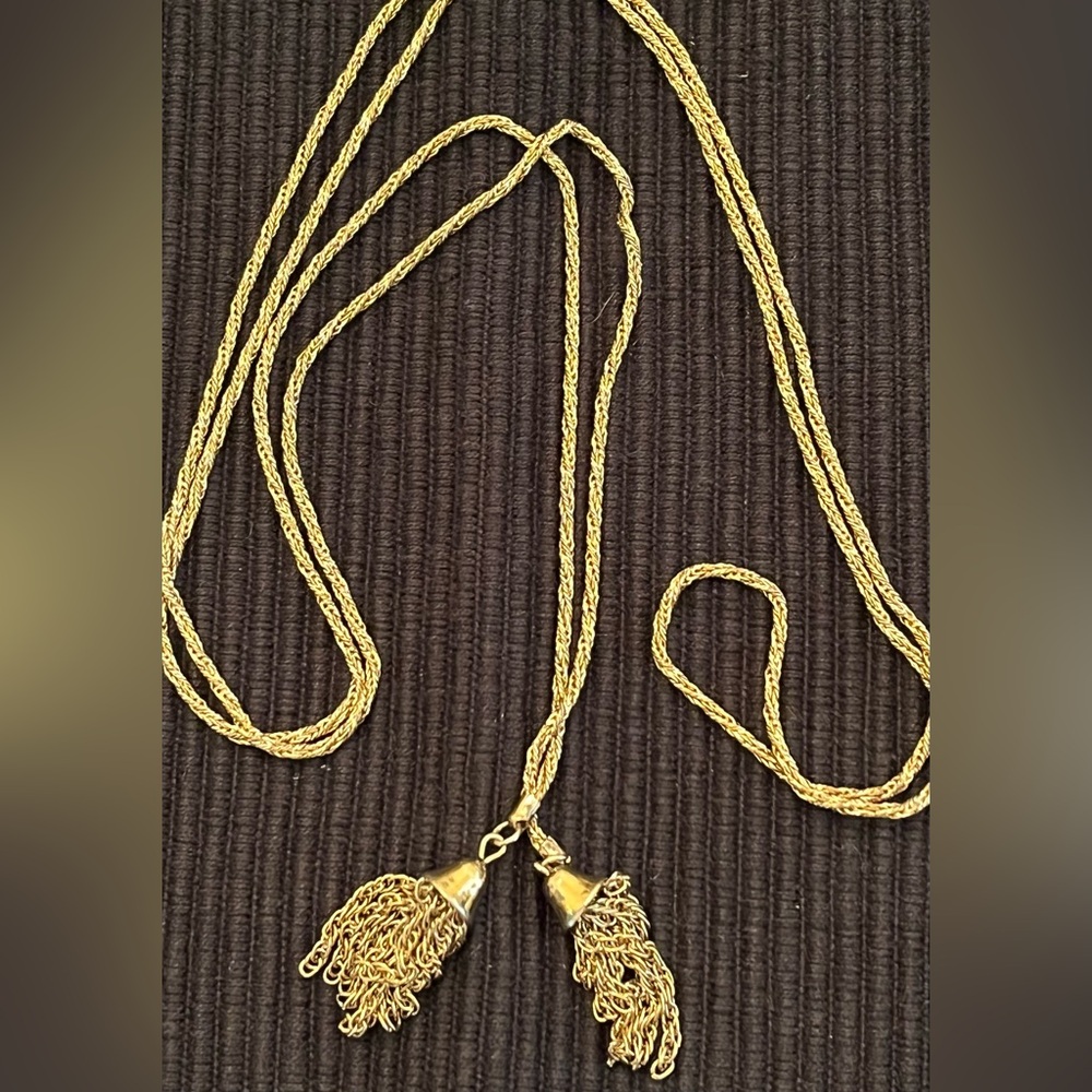 Elegant Gold Chain Necklace